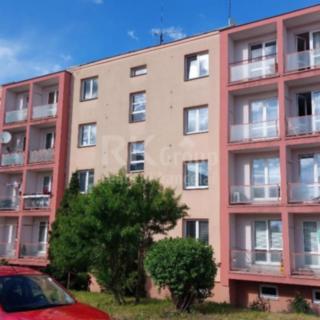 Pronájem bytu 3+1 60 m² Slaný