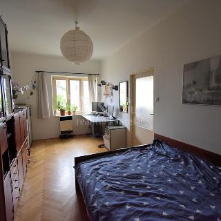 Prodej bytu 2+kk 48 m² Praha, U družstva Život