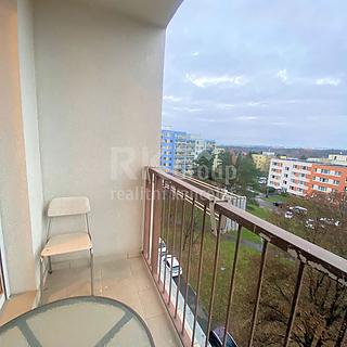 Pronájem bytu 1+1 43 m² Praha