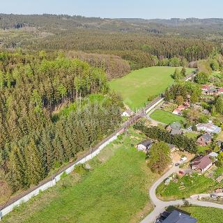 Prodej stavební parcely 1375 m² Valy