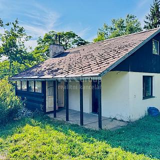 Prodej chaty 70 m&sup2; Planá