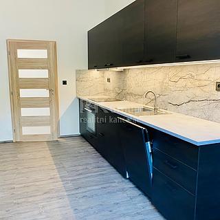 Pronájem bytu 3+1 100 m&sup2; Mariánské Lázně