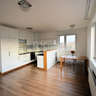 Pronájem bytu 3+kk 75 m² Praha, U Hostavického potoka