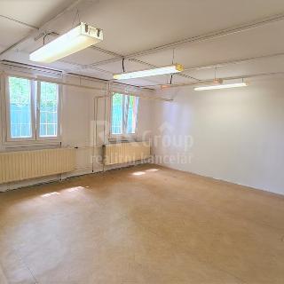 Pronájem kanceláře 31 m² Slaný