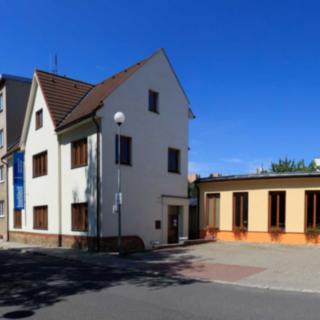 Pronájem obchodu 100 m² Zlín, Santražiny