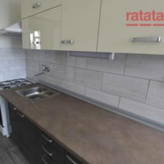 Pronájem bytu 2+1 62 m² Chomutov, Dřínovská