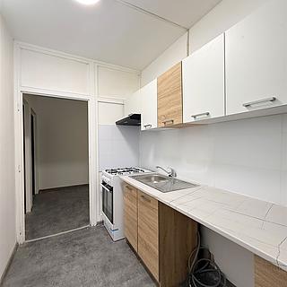 Pronájem bytu 3+1 60 m&sup2; Chomutov