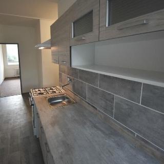 Pronájem bytu 2+1 58 m² Chomutov, Březenecká