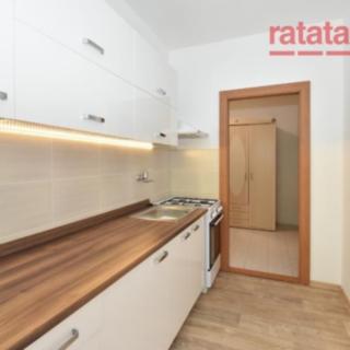 Pronájem bytu 2+1 61 m² Chomutov