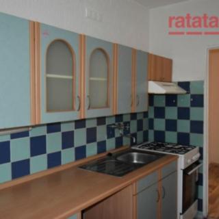 Pronájem bytu 2+1 60 m² Chomutov, 17. listopadu
