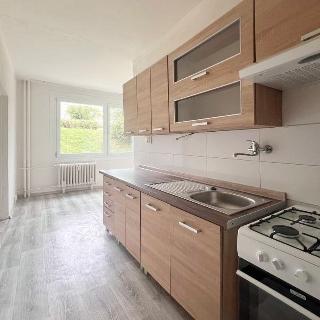 Pronájem bytu 2+1 61 m² Klášterec nad Ohří, Královéhradecká