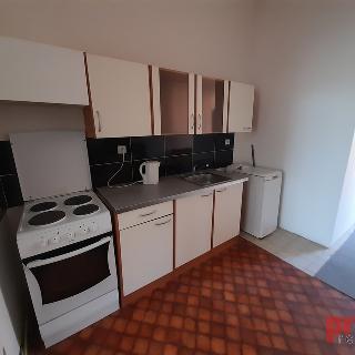 Pronájem bytu 1+1 45 m² Praha, Branická