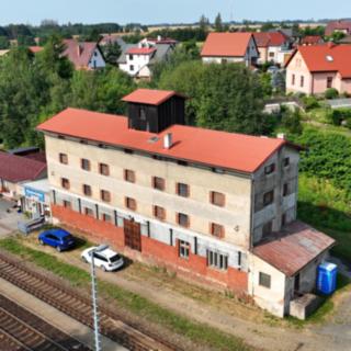 Prodej skladu 600 m² Rozsochatec