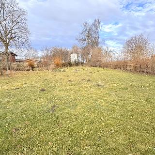 Prodej stavební parcely 1 043 m² Pacov