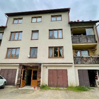 Prodej bytu 4+1 84 m² Častrov, 