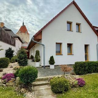 Prodej rodinného domu 195 m² Pelhřimov, Karlovo náměstí