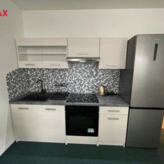 Pronájem bytu 1+kk a garsoniéry 45 m² Jihlava, Křižíkova