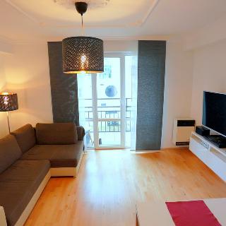 Prodej bytu 2+1 58 m² Praha, Sokolovská