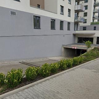 Pronájem parkovacího místa 15 m² Praha, Čerpadlová