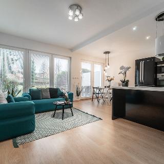 Prodej bytu 3+kk 96 m² Praha, Holubinková