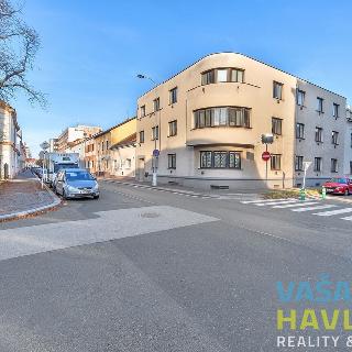 Prodej bytu 1+kk a garsoniéry 29 m² Hradec Králové, Habrmanova