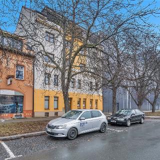 Pronájem kanceláře 228 m² Hradec Králové, Gočárova třída