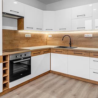 Pronájem bytu 3+1 74 m&sup2; Česká Lípa