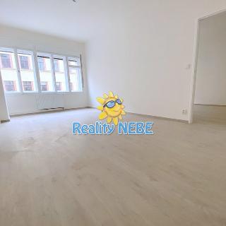 Pronájem bytu 4+kk 114 m² Praha, Štěpánská