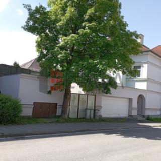 Prodej rodinného domu 660 m² Bechyně