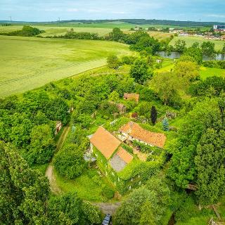 Prodej zemědělské usedlosti 1 000 m² Horní Dunajovice