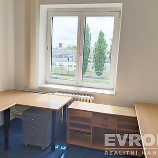 Pronájem kanceláře 27 m&sup2; Olomouc