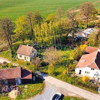 Prodej stavební parcely 735 m&sup2; Hvězdlice