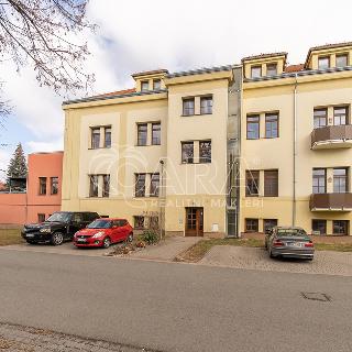 Prodej bytu 3+kk 100 m² Opatovice nad Labem, Neplachova