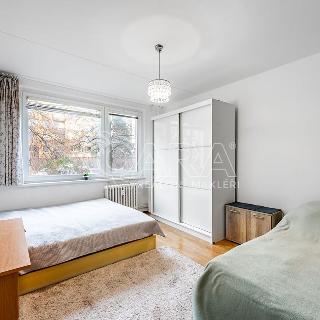 Prodej bytu 1+kk a garsoniéry 31 m² Praha, Voskovcova