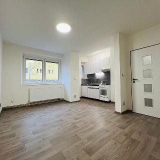 Pronájem bytu 2+kk 46 m² Frenštát pod Radhoštěm, Rožnovská