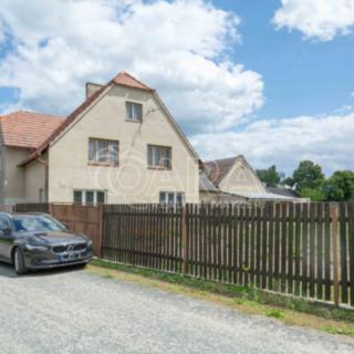 Prodej rodinného domu 220 m&sup2; Tuhaň