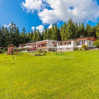 Prodej komerčního pozemku 6 684 m² Lipno nad Vltavou, 