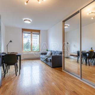 Prodej bytu 1+kk, garsoniery 31 m² Praha