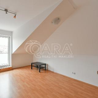 Prodej bytu 3+kk 70 m² Úvaly, Dalmatská