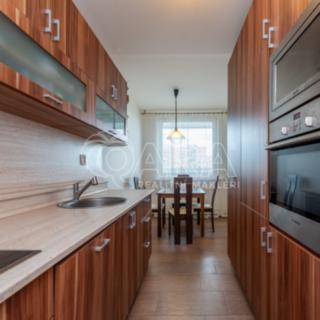 Pronájem bytu 3+1 85 m² Praha