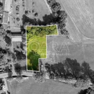Prodej stavební parcely 2 290 m² Střížovice