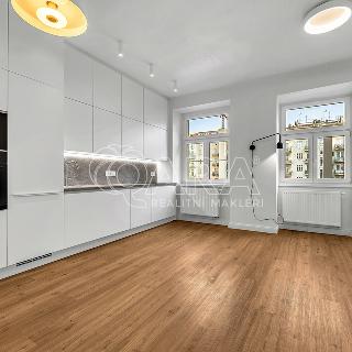 Pronájem bytu 3+kk 66 m² Praha, Kovářská