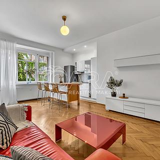 Pronájem bytu 2+kk 60 m² Praha