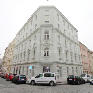 Pronájem bytu 1+kk, garsoniery 42 m² Praha