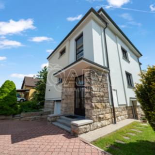 Prodej vily 247 m² Lázně Bělohrad, Tyršova
