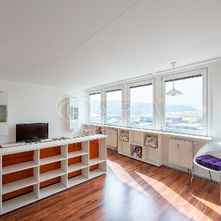 Pronájem bytu 2+kk 57 m² Praha, Molákova