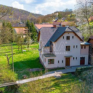 Prodej rodinného domu 91 m&sup2; Beroun