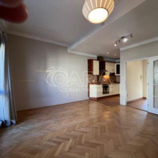Prodej bytu 2+kk 49 m² Praha Košíře, Holečkova