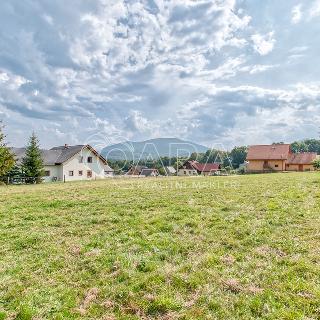 Prodej stavební parcely 2 452 m² Pstruží