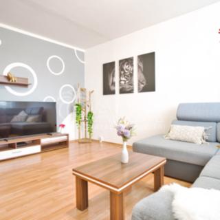 Prodej bytu 2+1 63 m² Velké Opatovice, nám. Míru